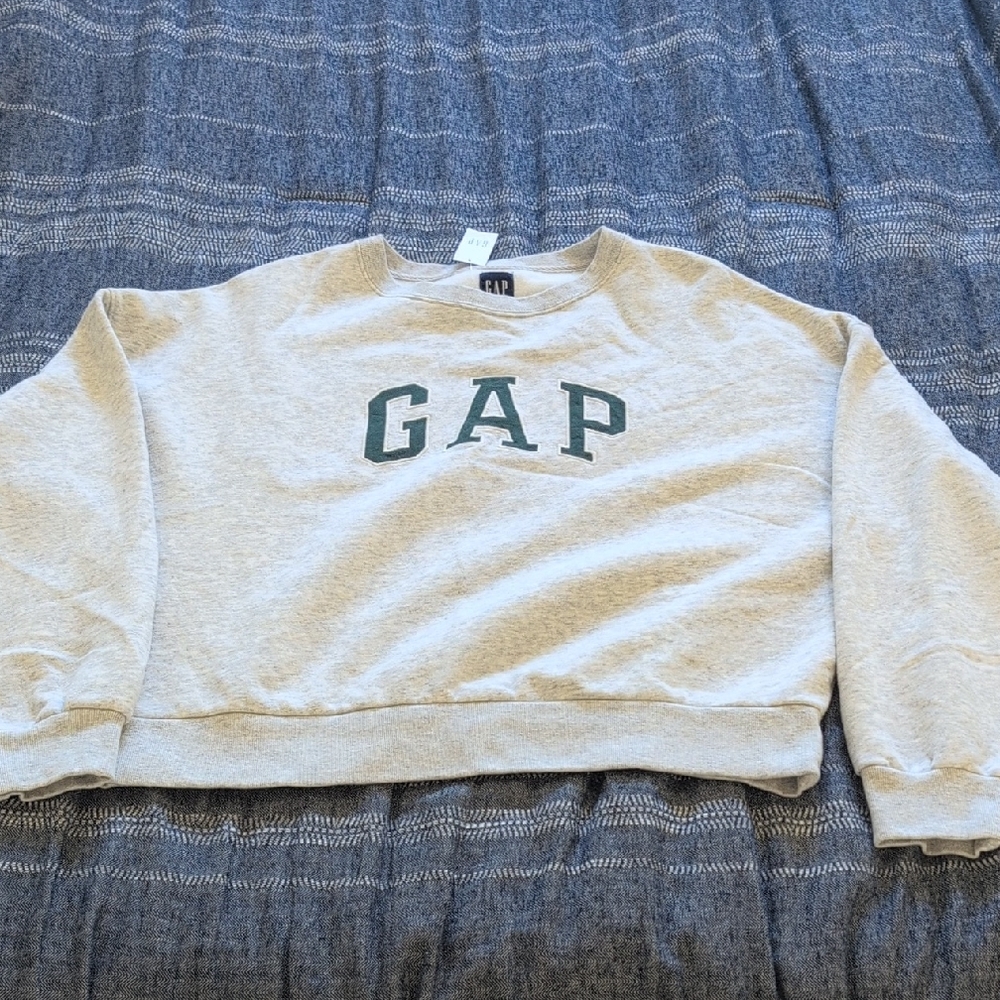 GAP Light Gray Sweatshirt with Dark Green Logo